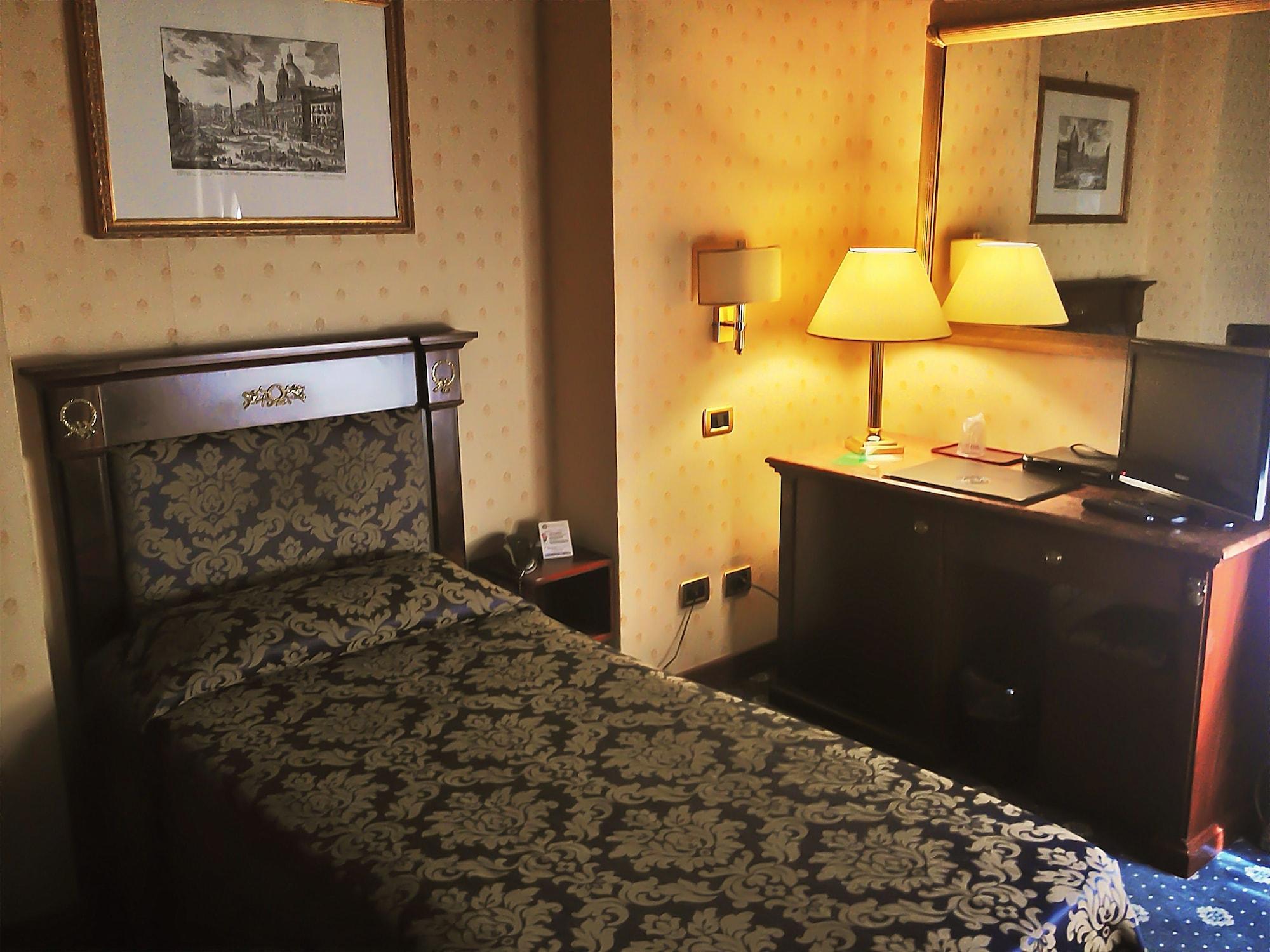 Hotel Cilicia Рим Екстериор снимка